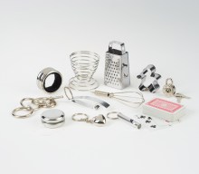 Mayfair Christmas Cracker gift2